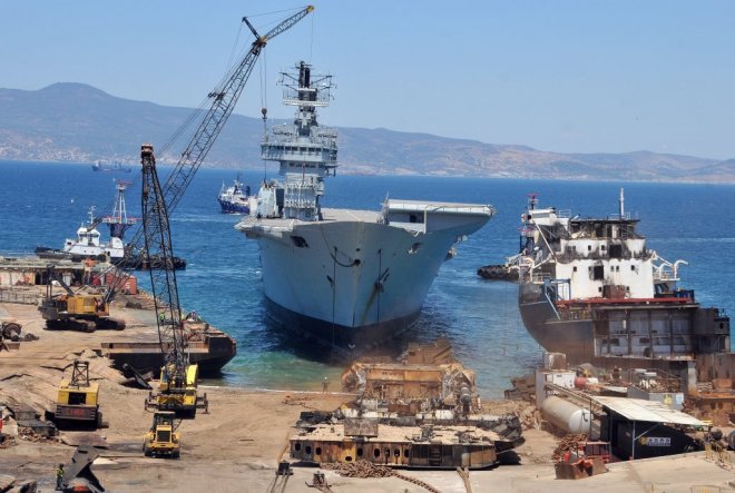 Στο διαλυτήριο το ιστορικό ”HMS Ark Royal” - e-Nautilia.gr | Το Ελληνικό Portal για την Ναυτιλία. Τελευταία νέα, άρθρα, Οπτικοακουστικό Υλικό