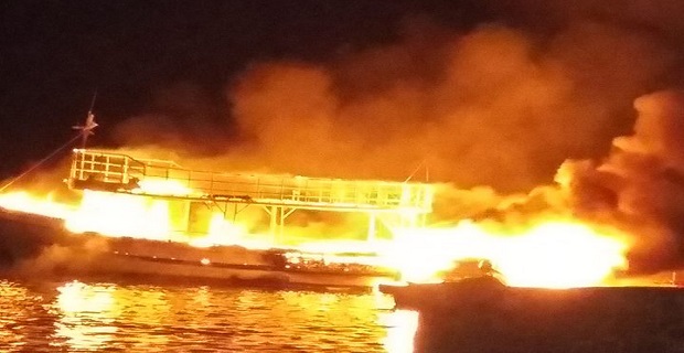 Πυρκαγιά σε σκάφη στη Μήθυμνα-Κάηκε ολοσχερώς θαλαμηγός! - e-Nautilia.gr | Το Ελληνικό Portal για την Ναυτιλία. Τελευταία νέα, άρθρα, Οπτικοακουστικό Υλικό