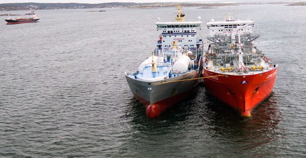 Πραγματοποιήθηκε το πρώτο bunkering LNG μεταξύ πλοίων - e-Nautilia.gr | Το Ελληνικό Portal για την Ναυτιλία. Τελευταία νέα, άρθρα, Οπτικοακουστικό Υλικό