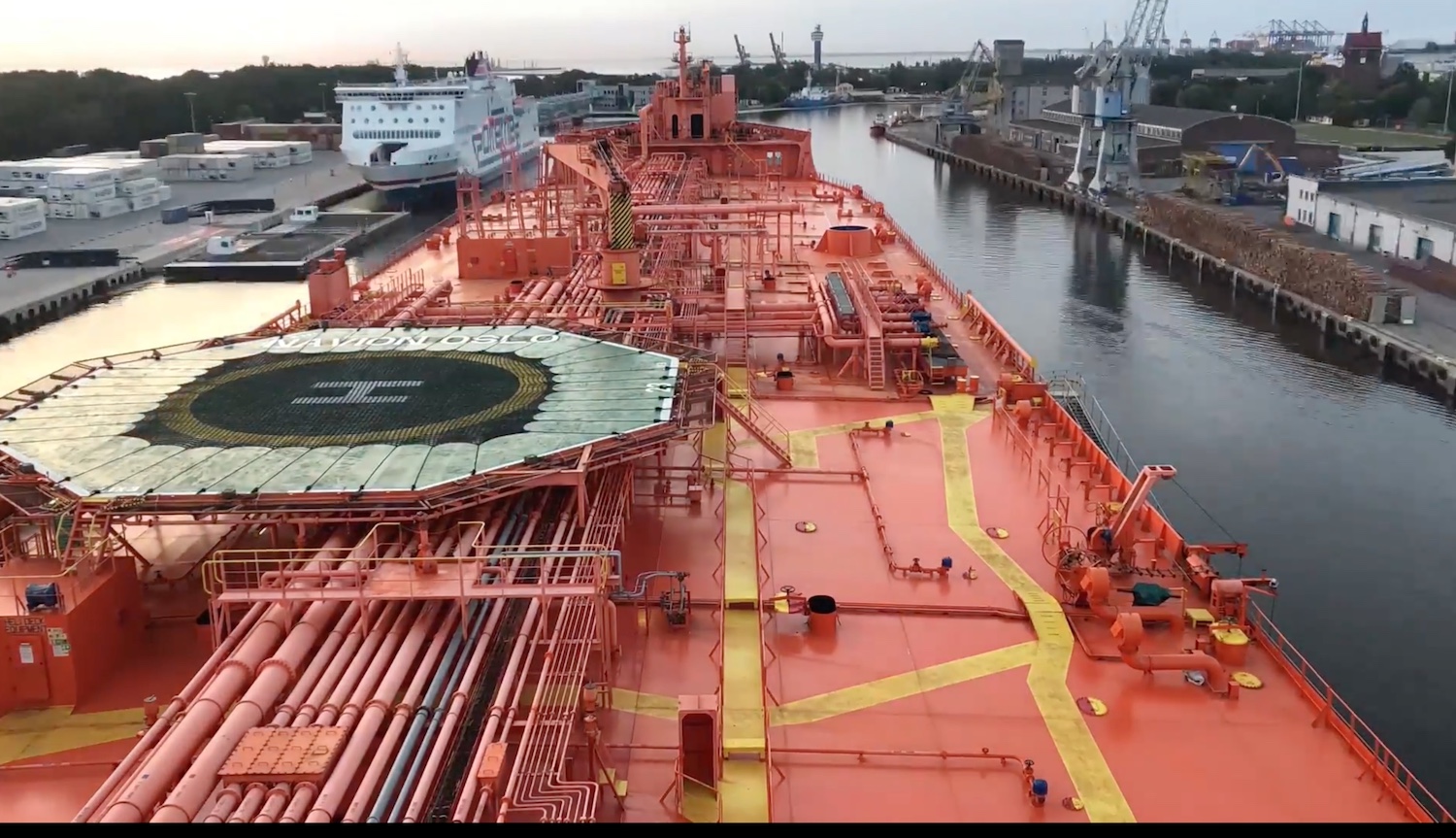 Timelapse Βίντεο από την άφιξη δεξαμενόπλοιου στο ναυπηγείο Remontowa στη Πολωνία - e-Nautilia.gr | Το Ελληνικό Portal για την Ναυτιλία. Τελευταία νέα, άρθρα, Οπτικοακουστικό Υλικό