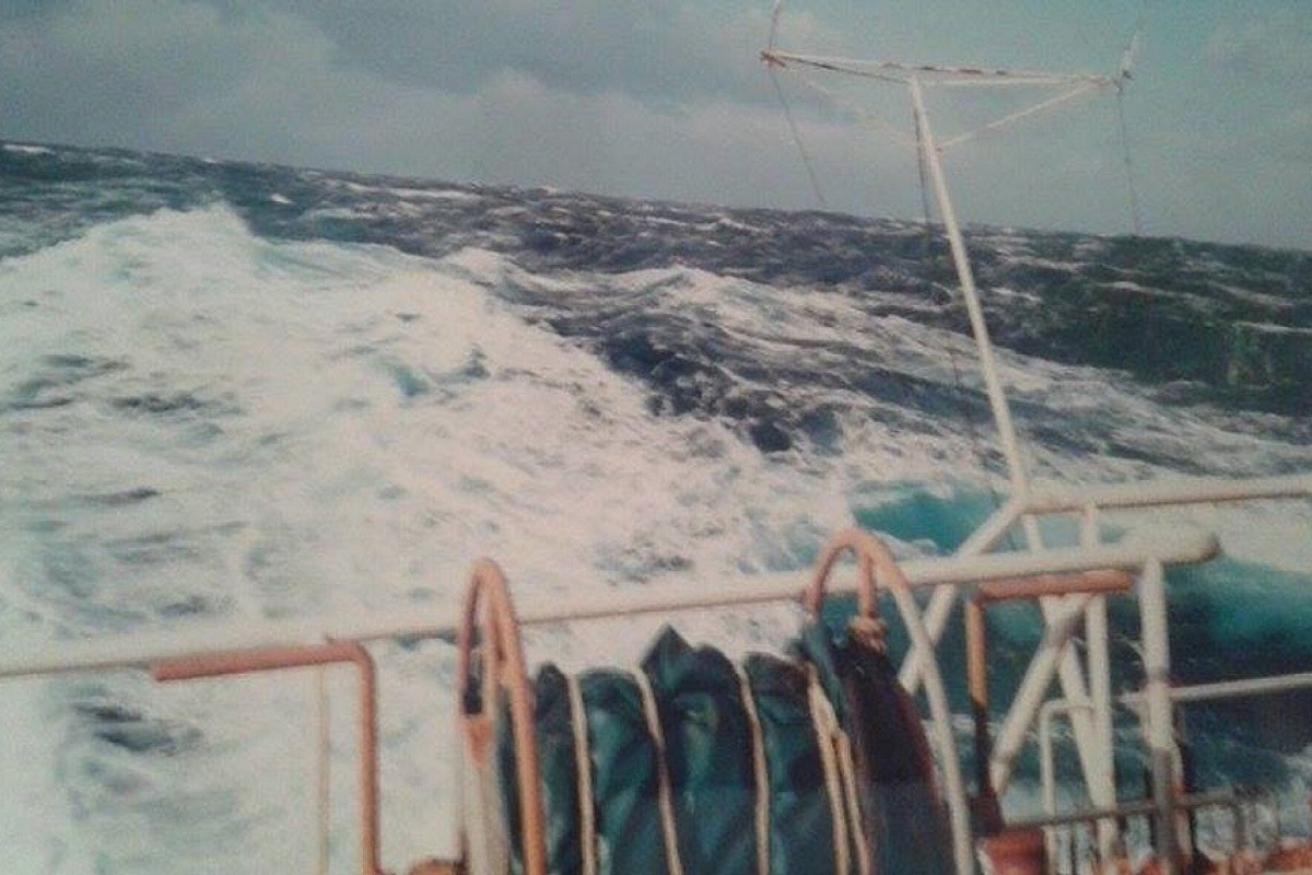 Ένας ναυτικός μοιράζεται τις πιο απίστευτες ιστορίες του: Ψάρεμα καρχαριών, πειρατές και τυφώνες! - e-Nautilia.gr | Το Ελληνικό Portal για την Ναυτιλία. Τελευταία νέα, άρθρα, Οπτικοακουστικό Υλικό