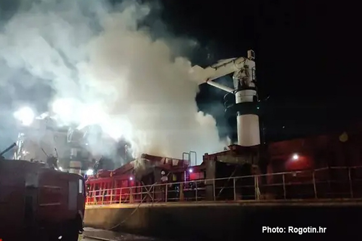 Πυρκαγιά σε Τουρκικό φορτηγό πλοίο σε λιμάνι της Κροατίας - e-Nautilia.gr | Το Ελληνικό Portal για την Ναυτιλία. Τελευταία νέα, άρθρα, Οπτικοακουστικό Υλικό