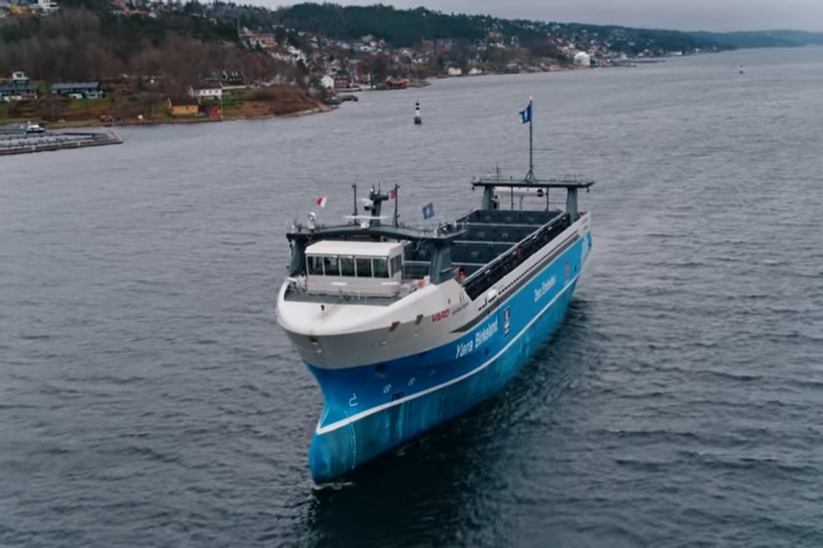 ΒΙΝΤΕΟ: Έτοιμο το πρώτο αυτόνομο πλοίο μεταφοράς κοντέινερ μηδενικών εκπομπών στον κόσμο - e-Nautilia.gr | Το Ελληνικό Portal για την Ναυτιλία. Τελευταία νέα, άρθρα, Οπτικοακουστικό Υλικό