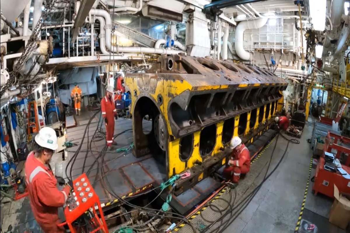 ΒΙΝΤΕΟ: Πώς γίνεται η αντικατάσταση της κύριας μηχανής ενός κρουαζιερόπλοιου βάρους 90 τόνων! - e-Nautilia.gr | Το Ελληνικό Portal για την Ναυτιλία. Τελευταία νέα, άρθρα, Οπτικοακουστικό Υλικό