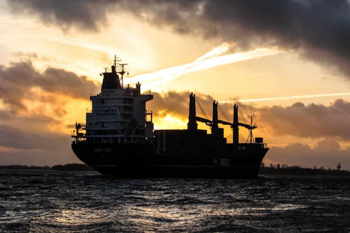 Φορτηγό πλοίο εγκαταλείφτηκε μετά από σύγκρουση με δεξαμενόπλοιο στην Ολλανδία - e-Nautilia.gr | Το Ελληνικό Portal για την Ναυτιλία. Τελευταία νέα, άρθρα, Οπτικοακουστικό Υλικό