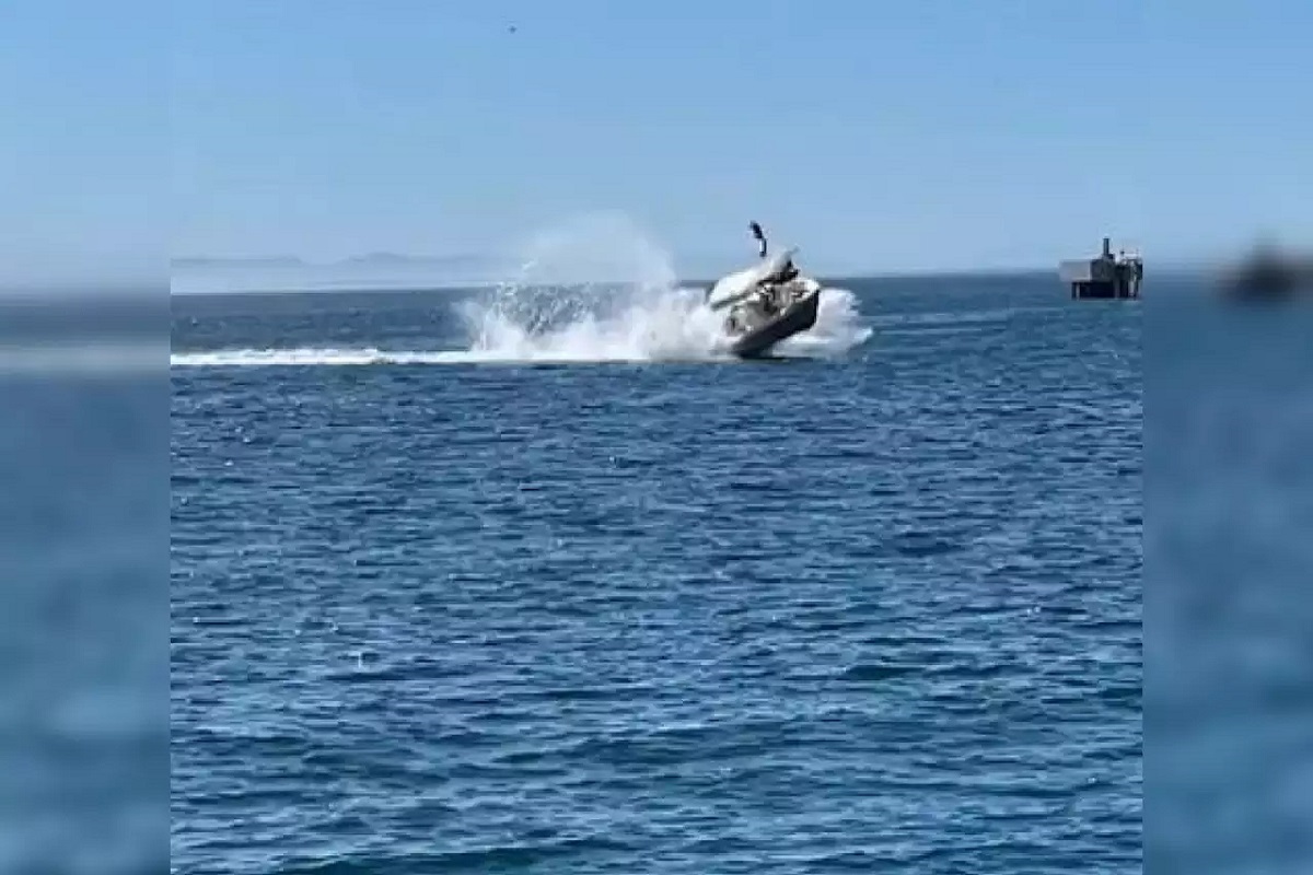 Τρομακτικό ατύχημα στο Μεξικό: Φάλαινα πέταξε στον αέρα σκάφος με τουρίστες (video) - e-Nautilia.gr | Το Ελληνικό Portal για την Ναυτιλία. Τελευταία νέα, άρθρα, Οπτικοακουστικό Υλικό
