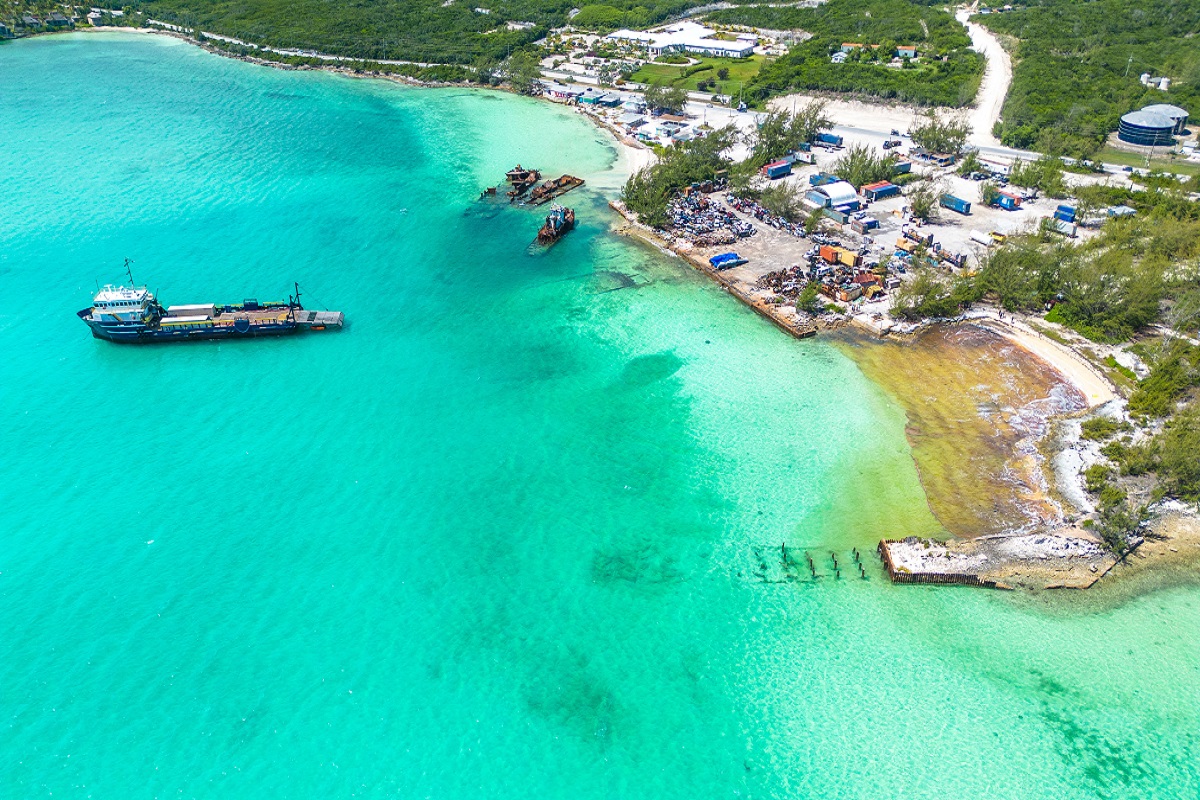 Διαρροή πετρελαίου από πλοίο σε ένα από τα διασημότερα θέρετρα στον κόσμο στις Μπαχάμες - e-Nautilia.gr | Το Ελληνικό Portal για την Ναυτιλία. Τελευταία νέα, άρθρα, Οπτικοακουστικό Υλικό