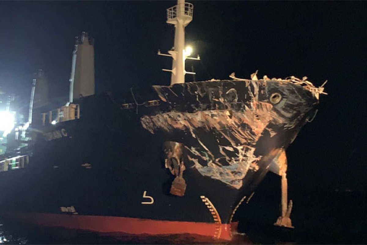 Δύο Τουρκικά φορτηγά πλοία συγκρούστηκαν στο αγκυροβόλιο της Κωνσταντινούπολης και υπέστησαν σοβαρές ζημιές (Φωτο) - e-Nautilia.gr | Το Ελληνικό Portal για την Ναυτιλία. Τελευταία νέα, άρθρα, Οπτικοακουστικό Υλικό