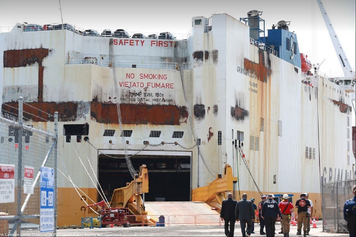 Ολοκληρώθηκε η επιχείρηση κατάσβεσης της πυρκαγιάς στο πλοίο της Grimaldi μετά από σχεδόν 1 εβδομάδα - e-Nautilia.gr | Το Ελληνικό Portal για την Ναυτιλία. Τελευταία νέα, άρθρα, Οπτικοακουστικό Υλικό