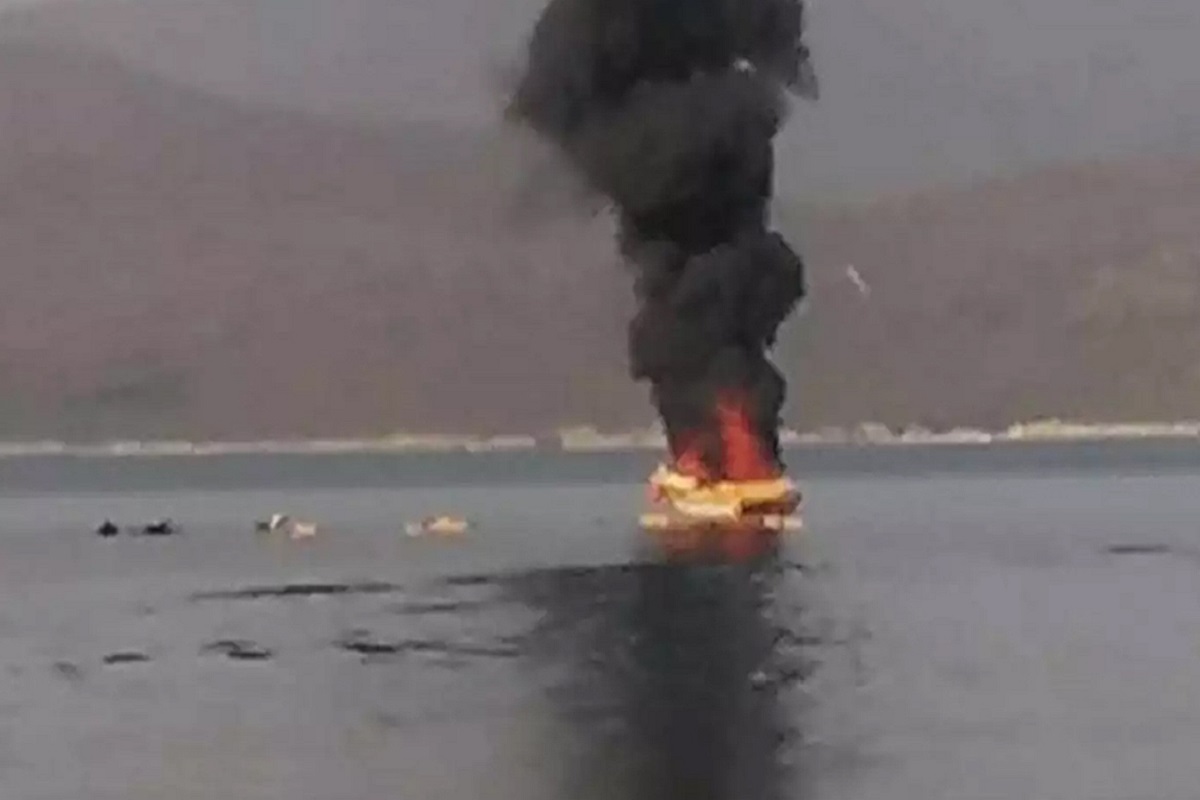Έκρηξη σε σκάφος στο Μαρμάρι – Ένας άνθρωπος εκσφενδονίστηκε στον αέρα και τραυματίστηκε σοβαρά - e-Nautilia.gr | Το Ελληνικό Portal για την Ναυτιλία. Τελευταία νέα, άρθρα, Οπτικοακουστικό Υλικό