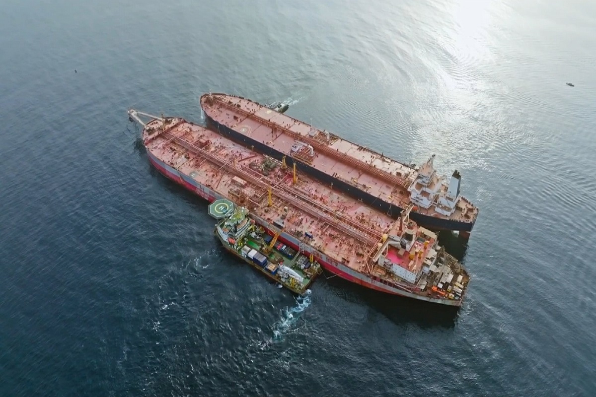 Περισσότερο από το μισό πετρέλαιο του FSO Safer έχει μεταφερθεί στο τάνκερ Yemen - e-Nautilia.gr | Το Ελληνικό Portal για την Ναυτιλία. Τελευταία νέα, άρθρα, Οπτικοακουστικό Υλικό
