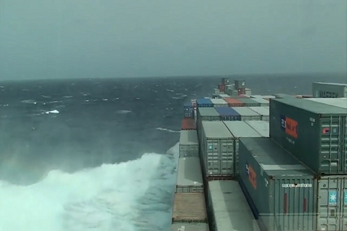 ΠΟΛΥ ΚΑΛΟ:  Δείτε τις ισχυρές κοπώσεις που δέχεται ένα πλοίο (Video) - e-Nautilia.gr | Το Ελληνικό Portal για την Ναυτιλία. Τελευταία νέα, άρθρα, Οπτικοακουστικό Υλικό