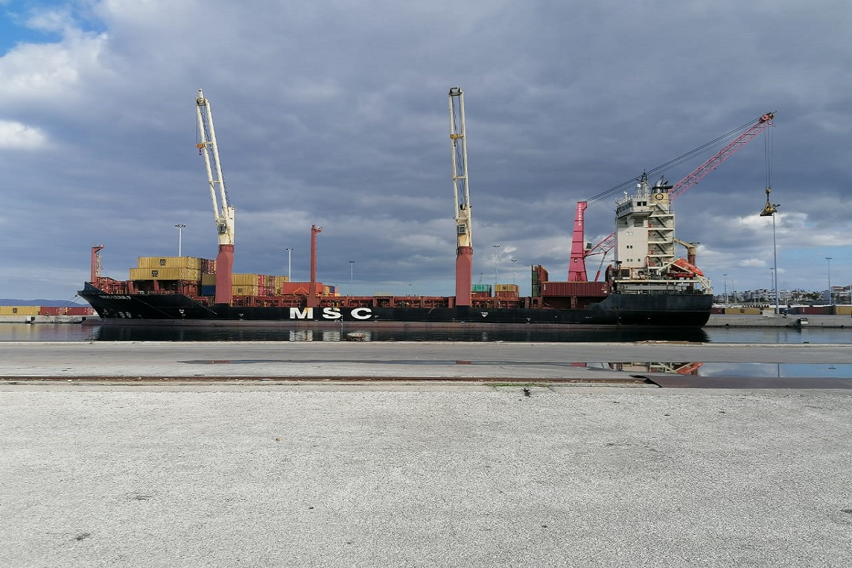 Στο λιμάνι του Ηρακλείου το «MSC LENA F» (photos) - e-Nautilia.gr | Το Ελληνικό Portal για την Ναυτιλία. Τελευταία νέα, άρθρα, Οπτικοακουστικό Υλικό
