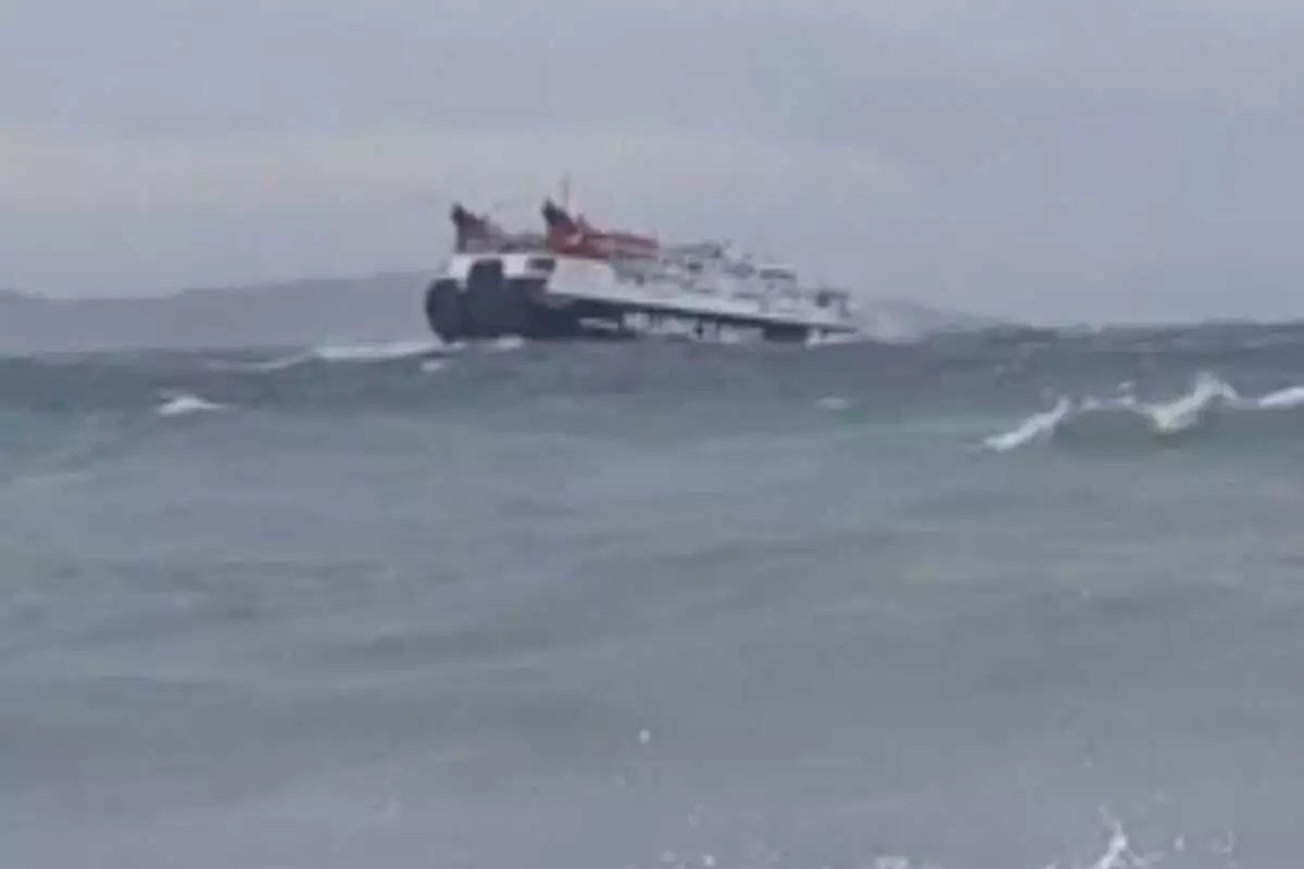 Εντυπωσιακό βίντεο από την αναχώρηση του «Skiathos Express» από το Λιμάνι της Γλώσσας - e-Nautilia.gr | Το Ελληνικό Portal για την Ναυτιλία. Τελευταία νέα, άρθρα, Οπτικοακουστικό Υλικό
