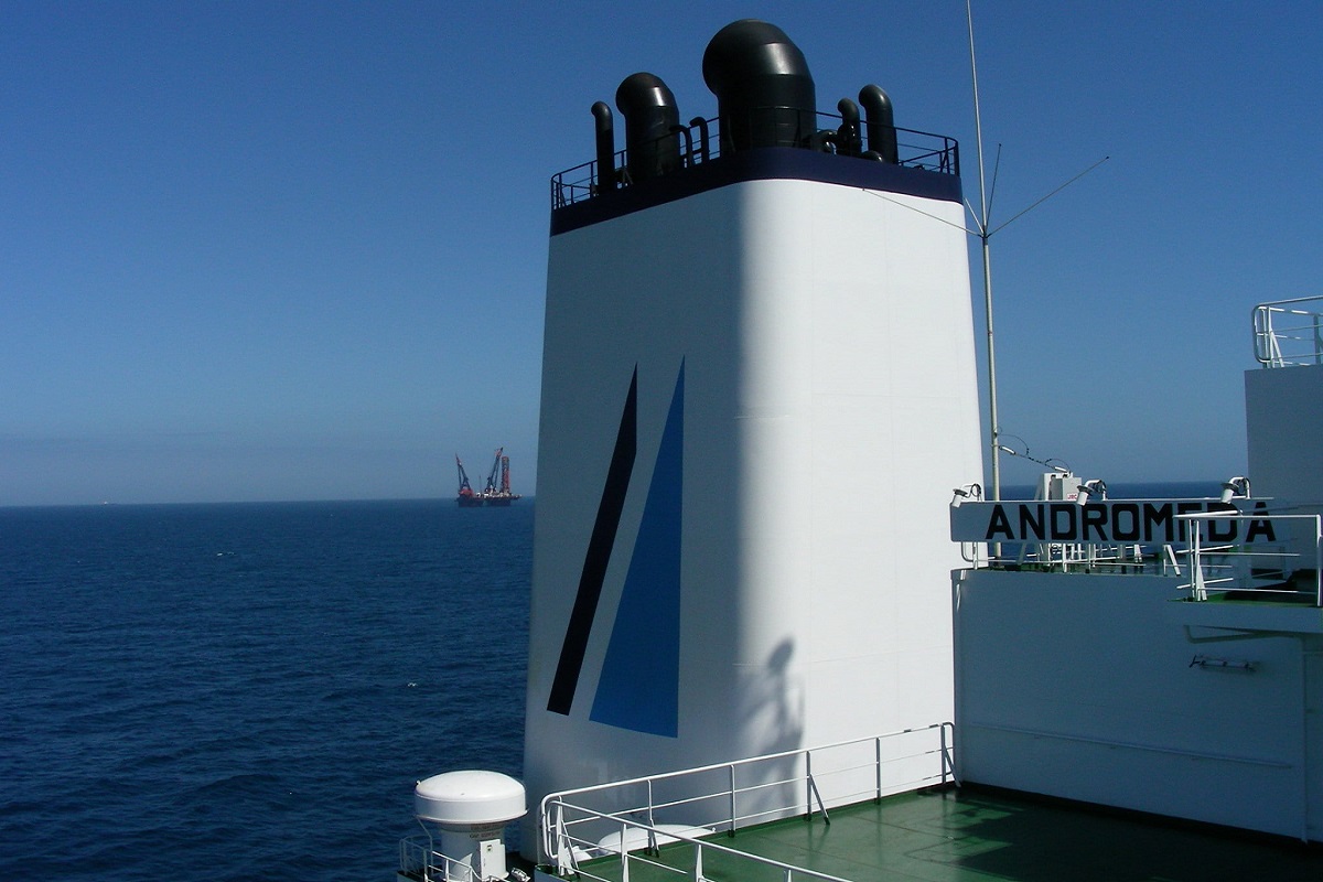Γιατί οι τσιμινιέρες των πλοίων βάφονται πάντα λευκές; Αποκαλύπτοντας τη ναυτική παράδοση πίσω από τα χρώματα των πλοίων - e-Nautilia.gr | Το Ελληνικό Portal για την Ναυτιλία. Τελευταία νέα, άρθρα, Οπτικοακουστικό Υλικό