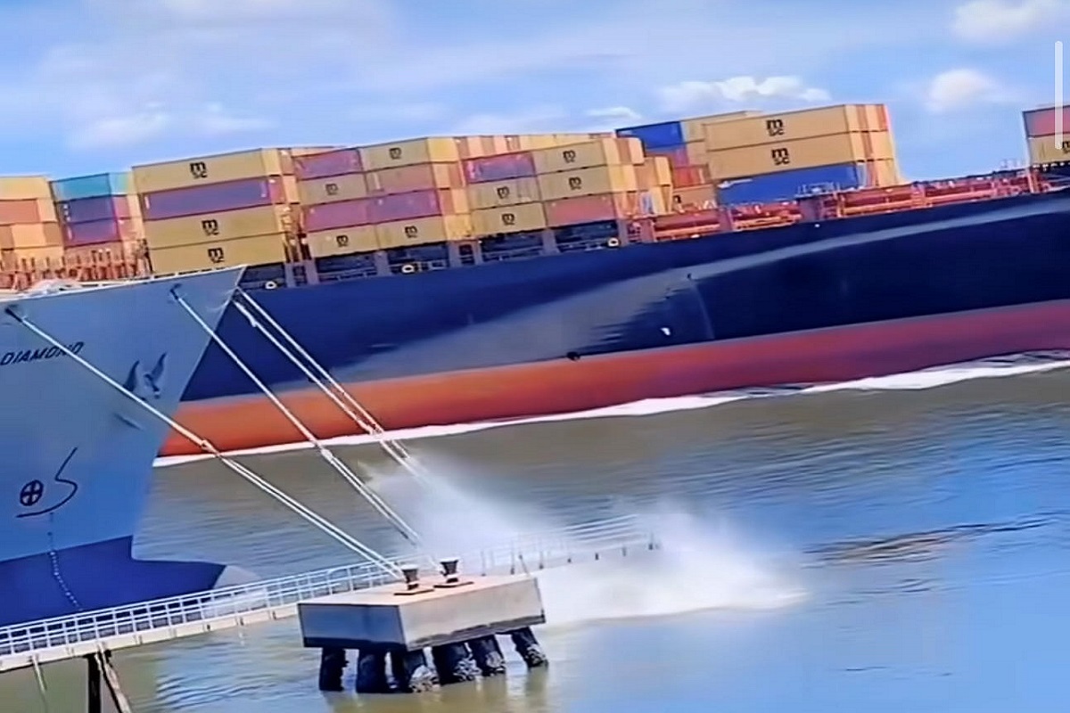 Πλοίο απέπλευσε με μεγάλη ταχύτητα προκαλώντας ζημιές άνω των 500,000 δολαρίων! (video) - e-Nautilia.gr | Το Ελληνικό Portal για την Ναυτιλία. Τελευταία νέα, άρθρα, Οπτικοακουστικό Υλικό