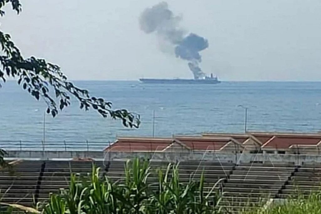 Έκρηξη σε δεξαμενόπλοιο - Τρεις άνθρωποι έχασαν τη ζωή τους