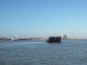 20140226bre-knrm-breskens-2-duwbak-gezonken