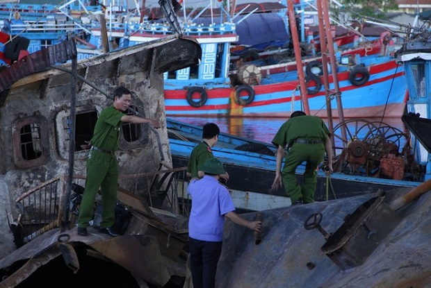 2_fwtia_se_deksamenoploio