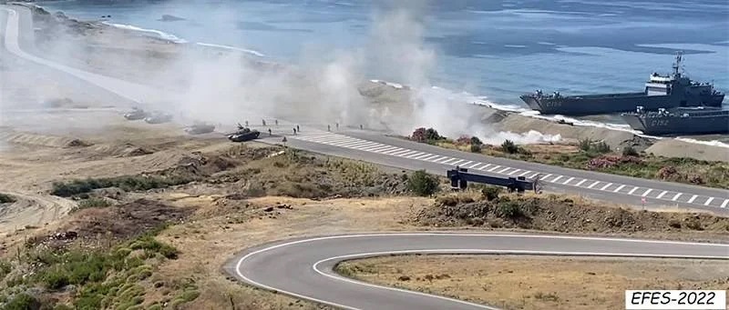 Αποβατική άσκηση EFES: Η υποκρισία των συμμάχων