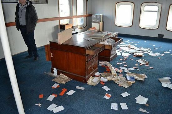 Ήταν ερειπωμένο στο ίδιο σημείο εδώ και 30 χρόνια - Όταν μπήκαν μέσα τρελάθηκαν (photos)