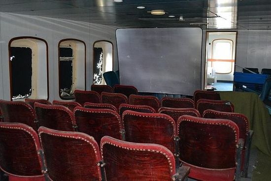 Ήταν ερειπωμένο στο ίδιο σημείο εδώ και 30 χρόνια - Όταν μπήκαν μέσα τρελάθηκαν (photos)