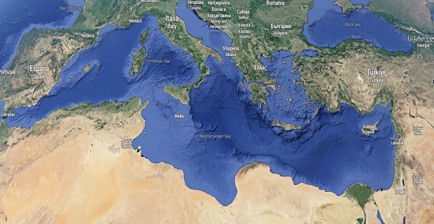 8_mesogeios_thalassa