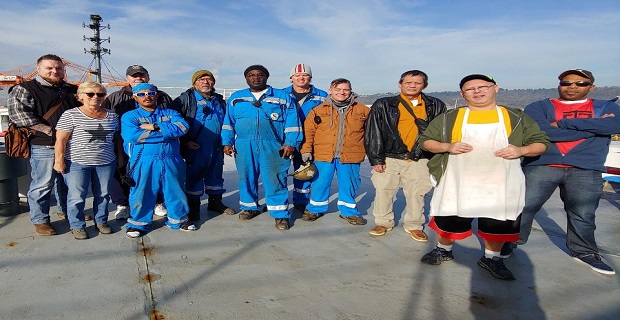 Μετά τη διάσωση 7 Φιλιππινέζων ναυτικών η ημέρα των ευχαριστιών έχει επιπλέον νόημα για τον cpt. William Boyce.