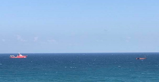 Φορτηγό πλοίο κόπηκε στα δύο στη Μαύρη θάλασσα [βίντεο+ φωτο]