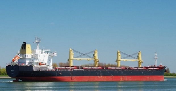 Δύο μέλη του πληρώματος του φορτηγού πλοίου Άγιος Φανούριος πέθαναν από ελονοσία Δύο μέλη του πληρώματος του φορτηγού πλοίου Άγιος Φανούριος πέθαναν από ελονοσία