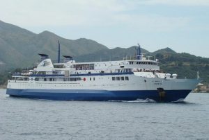 CE-99-CE-9F-CE-9D-CE-99-CE-91-CE-9D_FERIES_ionis