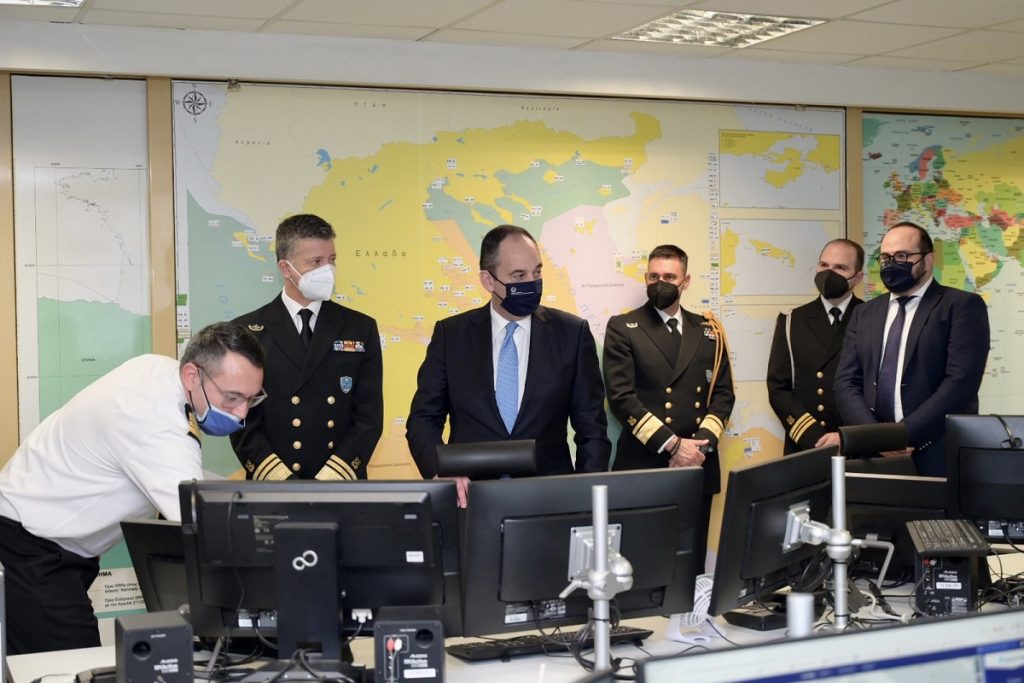 Ευχές για το νέο Έτος από τον ΥΝΑΝΠ κ. Γιάννη Πλακιωτάκη σε ναυτικούς και λιμενικούς εν πλω