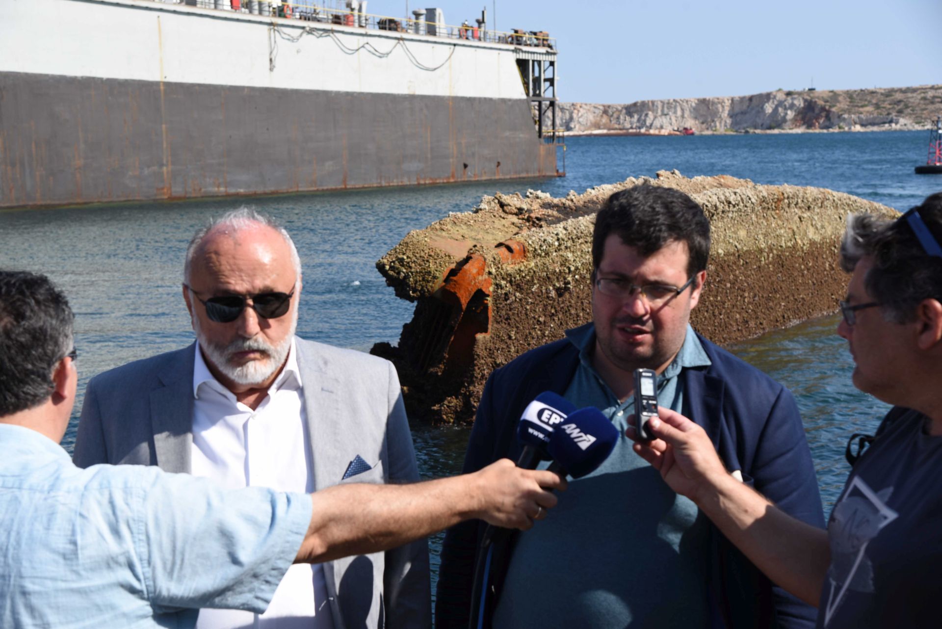 Μετά από 32 χρόνια, βγήκε σήμερα στην επιφάνεια της θάλασσας το «Κορφού Άιλαντ»