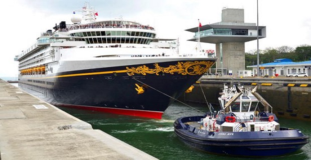 Το μεγαλύτερο πλοίο που διέσχισε ποτέ τη νέα Διώρυγα του Παναμά Το μεγαλύτερο πλοίο που διέσχισε ποτέ τη νέα Διώρυγα του Παναμά