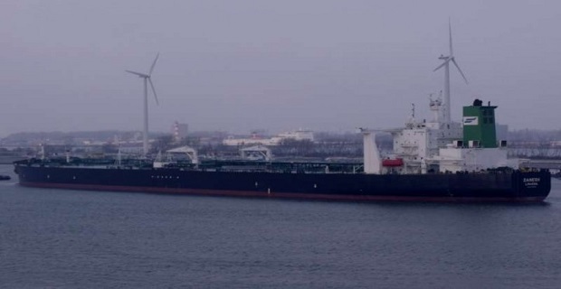 Tάνκερ συγκρούστηκε με containership της MSC στη Σιγκαπούρη (photos+video) Dream_II_vlcc_sigrousi