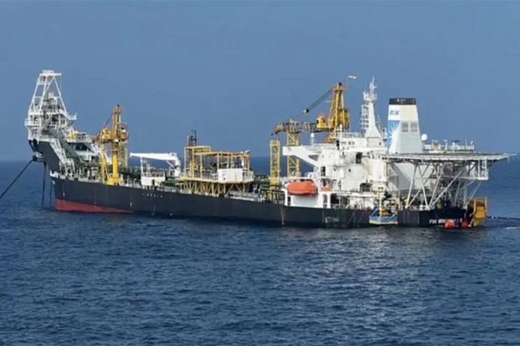 Εισροή υδάτων στην πρύμνη πλοίου FSO – Ένας άνθρωπος έχασε τη ζωή του