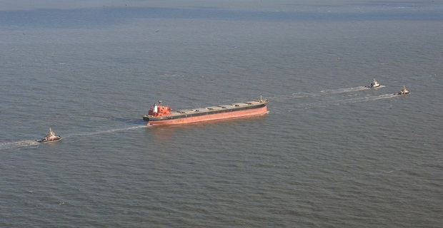 Επιτυχημένη εντέλει η ανέλκυση του Glory Amsterdam (photos)