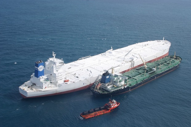 HELLESPONT-FAIRFAX-01-15-04-210