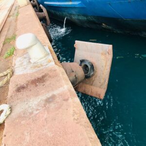 Τουρκία: Πρόσκρουση πλοίου Ro-ro σε ντόκο λόγω μηχανικής βλάβης (video)