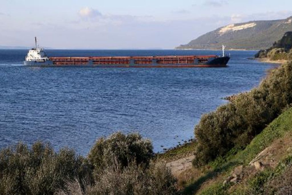Ουκρανικό φορτηγό πλοίο προσάραξε στα Δαρδανέλια