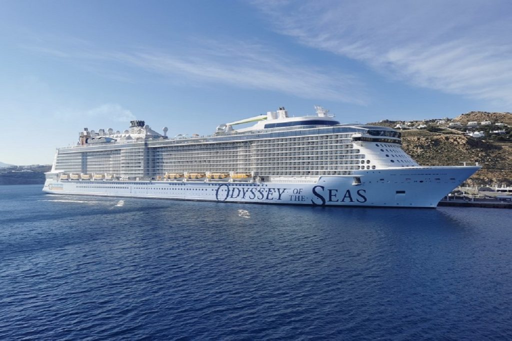 «Odyssey of the Seas»: Η πλωτή πολιτεία που έκρυψε… τη Μύκονο! (video & photos)