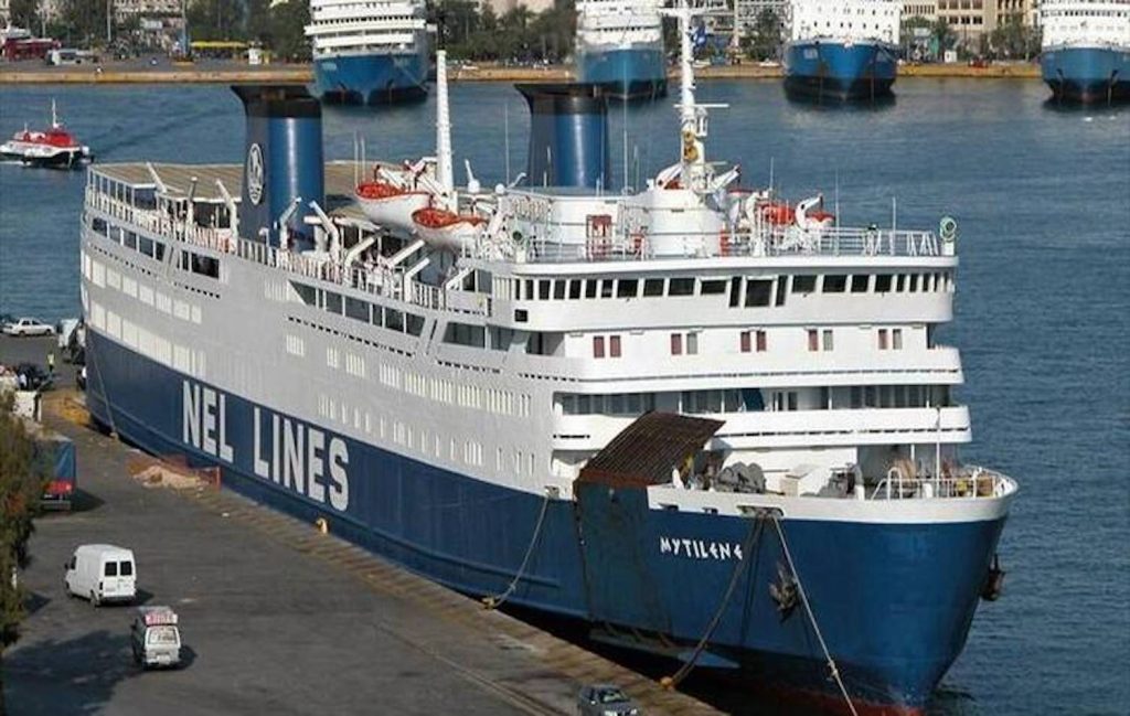 Κλίση πήρε το επιβατηγό οχηματαγωγό πλοίο Μυτιλήνη μετά από εισροή υδάτων