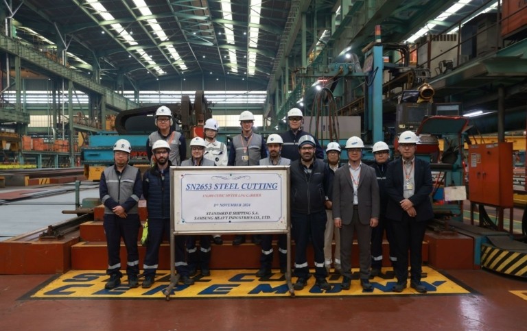 Minerva Gas: Η τελετή κοψίματος του πρώτου κομματιού χάλυβα για το νέο LNG Carrier (SN2653) Minerva Gas: Η τελετή κοψίματος του πρώτου κομματιού χάλυβα για το νέο LNG Carrier (SN2653)