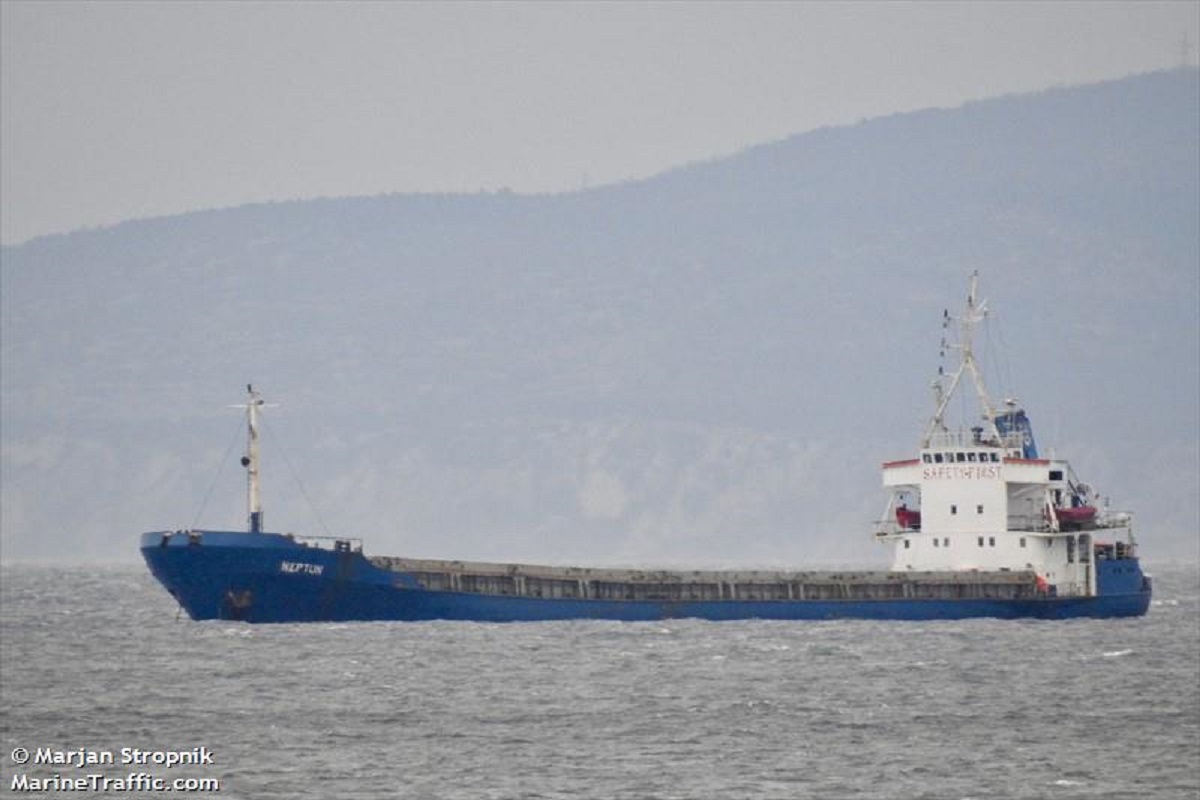 Απαγόρευση απόπλου φορτηγού πλοίου στη Θεσσαλονίκη