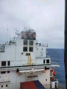 ΒΙΝΤΕΟ: Ακυβέρνητο έμεινε πλοίο container λόγω πυρκαγιάς στο μηχανοστάσιο ΒΙΝΤΕΟ: Ακυβέρνητο έμεινε πλοίο container λόγω πυρκαγιάς στο μηχανοστάσιο