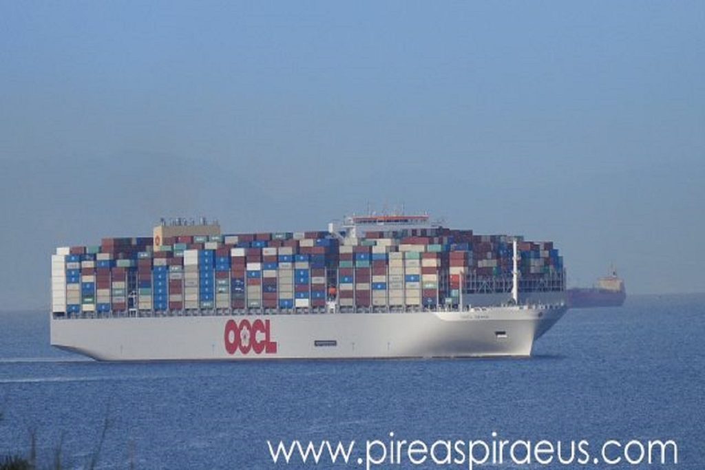 OOCL SPAIN : Το μεγαλύτερο κοντεϊνεράδικο που έχει έρθει στο λιμάνι του Πειραιά (video)