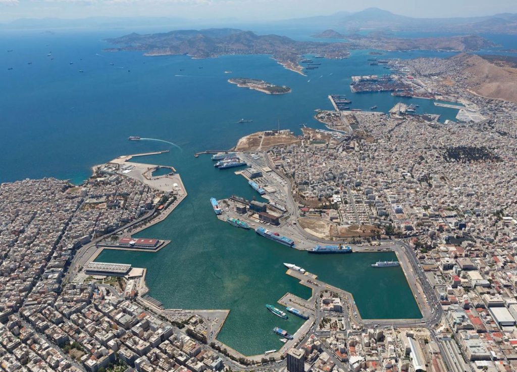 Τα λιμάνια Πειραιά και Θεσσαλονίκης ενισχύουν τη θέση τους στον παγκόσμιο ναυτιλιακό χάρτη