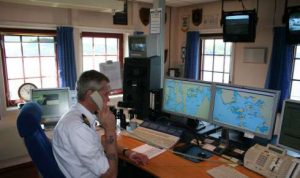 Parakolouthisi-thalassias-kukloforias