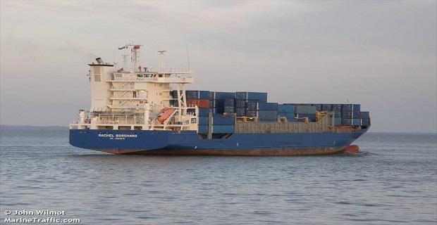 Πρόκληση θαλάσσιας ρύπανσης από φορτηγό πλοίο στο Κερατσίνι