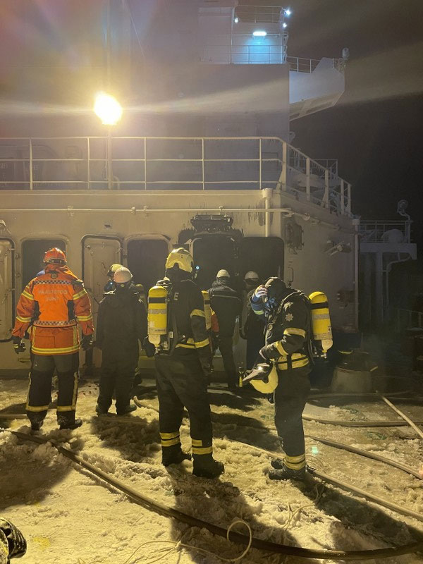 Η δήλωση της πλοιοκτήτριας εταιρείας για την πυρκαγιά του φορτηγού πλοίου στην Εσθονία